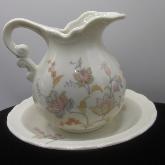 Takahashi China Small Pitcher & Bowl Set - Picture 3 of 8